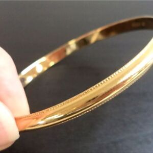 VINTAGE SIGNED MONET GOLD TONE BANGLE 7 3/4" BRACELET